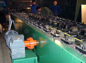 高精扎机生产线