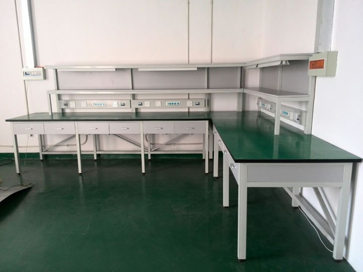 实验室工作台